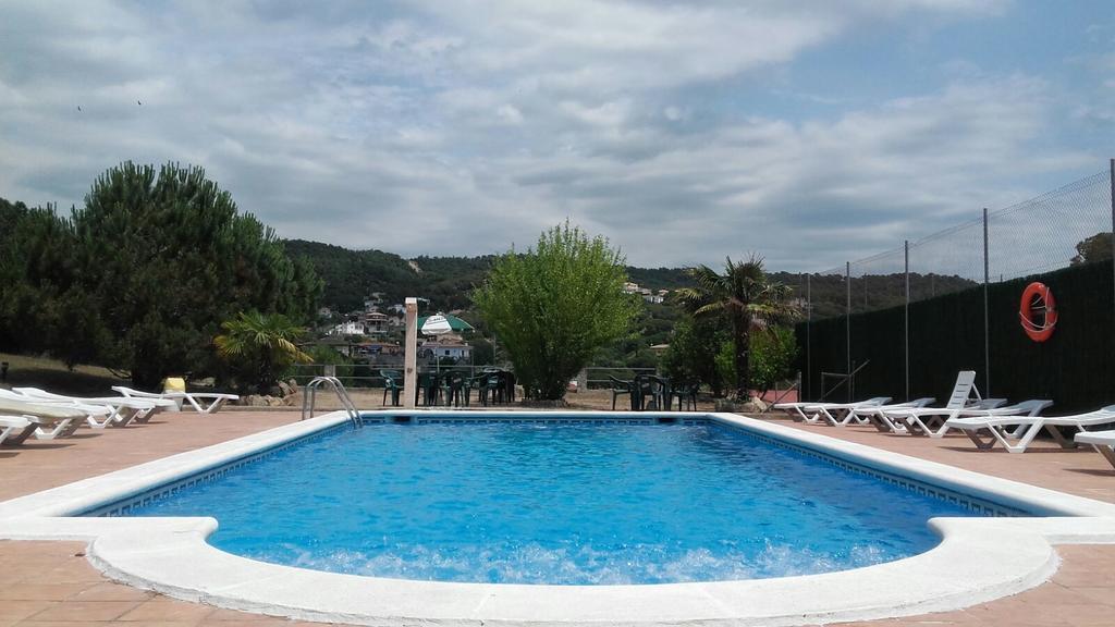 Hostal Los Pinares Lloret de Mar Zewnętrze zdjęcie