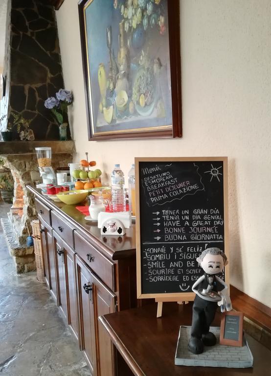 Hostal Los Pinares Lloret de Mar Zewnętrze zdjęcie