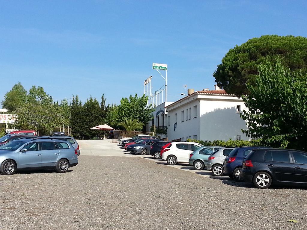 Hostal Los Pinares Lloret de Mar Zewnętrze zdjęcie