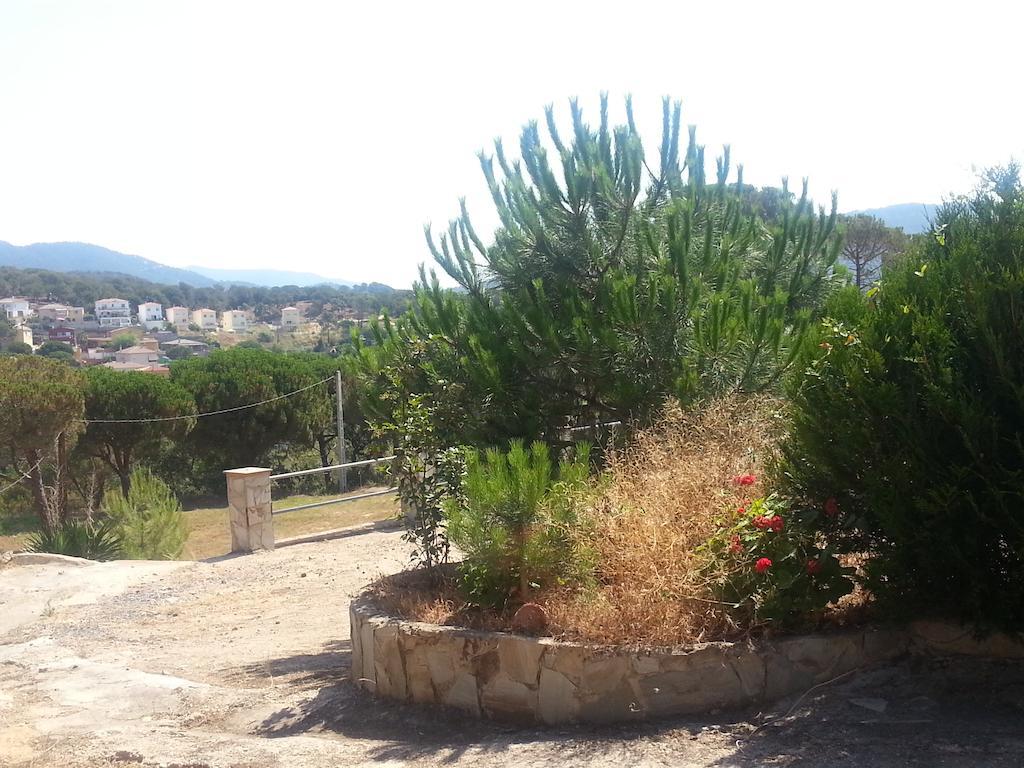 Hostal Los Pinares Lloret de Mar Zewnętrze zdjęcie
